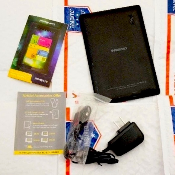 Polaroid 7" Android Tablet - Picture 2 of 2